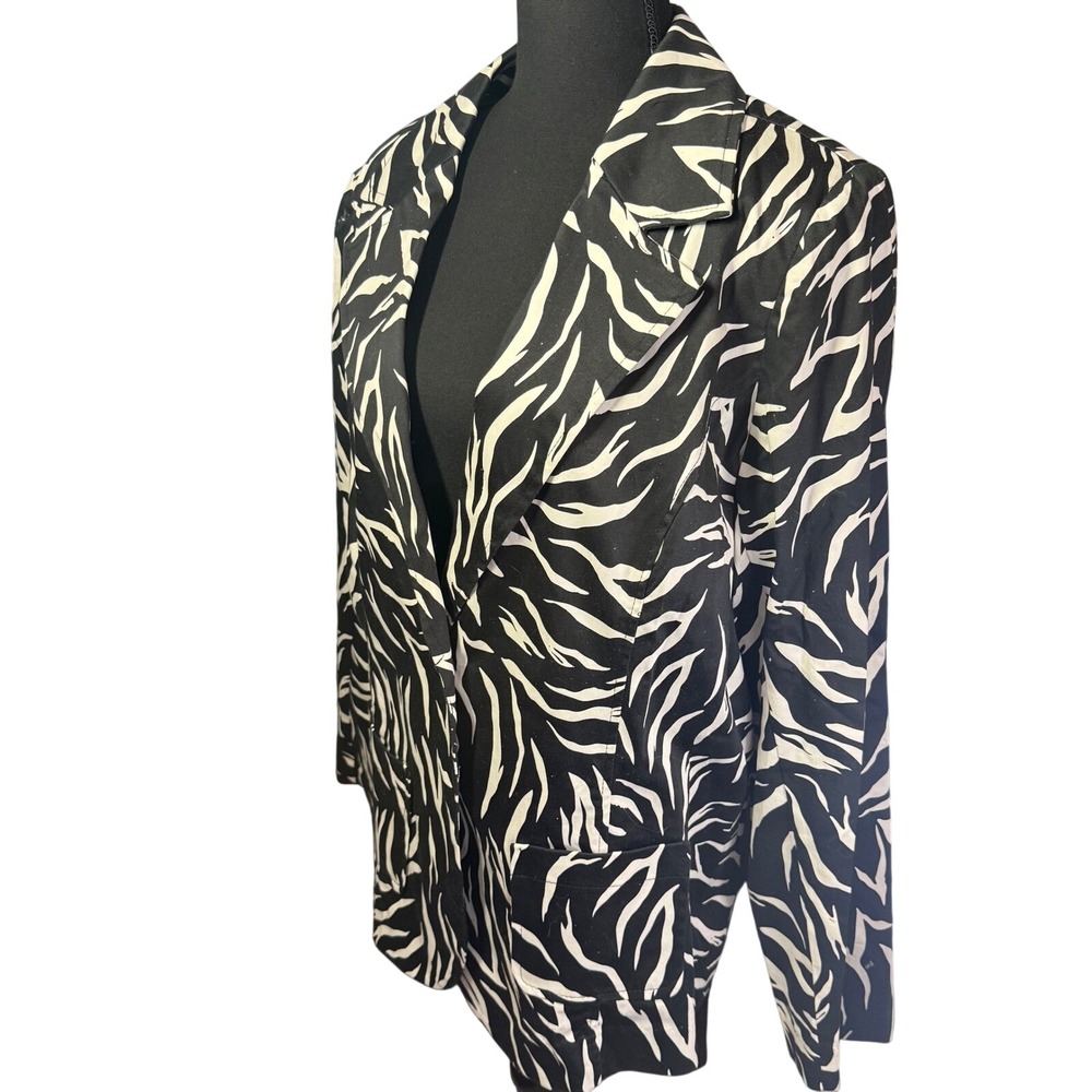 First Option Too Women 1X Black White Zebra Print Blazer Jacket